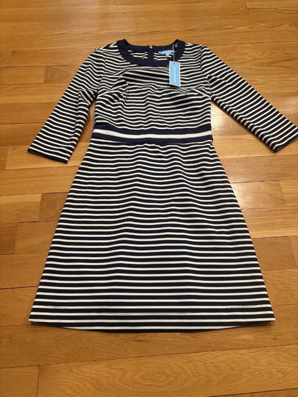Draper James Size Extra Small (XS) Draper James Striped Persley Ponte Dress Navy - Picture 1 of 3